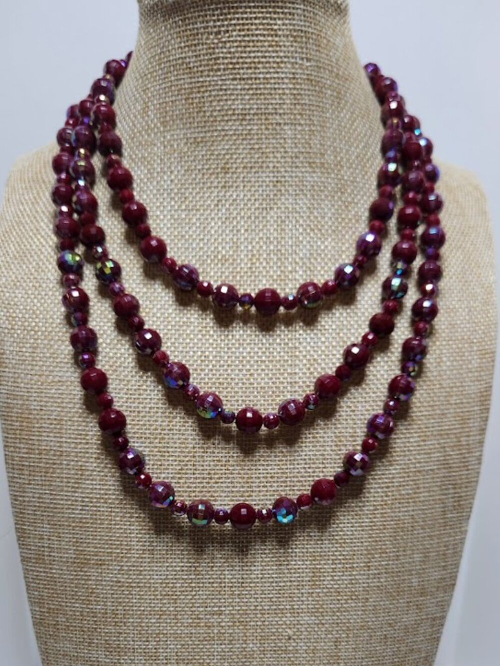 Premier Designs Burgundy AB Necklace